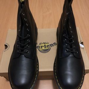 Mens Dr. Martens 1460 Nappa boots